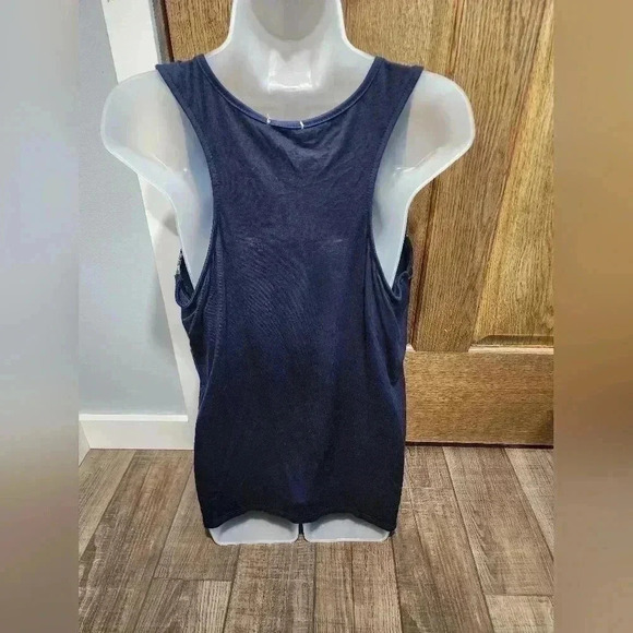 Maurice’s Shirt Top Women’s Large Loose Fit Navy Blue Floral Sleeveless Tank Top - Picture 3 of 7